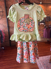 Load image into Gallery viewer, Florals &amp; Pumpkin Set