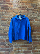 Load image into Gallery viewer, The Henley Pullover in BLUE