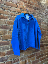 Load image into Gallery viewer, The Henley Pullover in BLUE