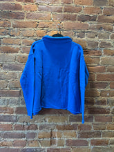 Load image into Gallery viewer, The Henley Pullover in BLUE