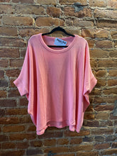 Load image into Gallery viewer, The Airflow Top in CORAL