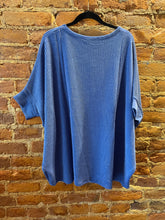 Load image into Gallery viewer, The Airflow Top in BLUE