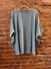 Load image into Gallery viewer, The Airflow Top in JADE