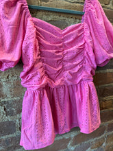 Load image into Gallery viewer, The Pink Puff Top