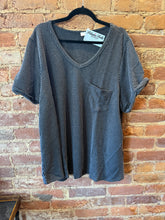 Load image into Gallery viewer, The Pocket RIbbed Top in CHARCOAL