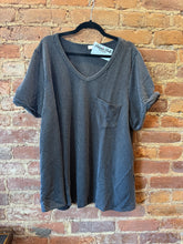 Load image into Gallery viewer, The Pocket RIbbed Top in CHARCOAL