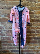 Load image into Gallery viewer, Golf Ruffle Zip Up