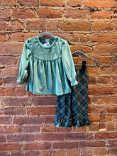 Load image into Gallery viewer, Green Velour Peplum Set