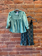 Load image into Gallery viewer, Green Velour Peplum Set