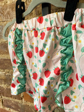 Load image into Gallery viewer, Strawberry Patch Set