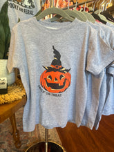 Load image into Gallery viewer, Trick or Treat Top Kids