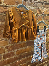 Load image into Gallery viewer, The Golden Floral Set