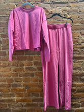 Load image into Gallery viewer, Mineral Wash Cotton Set in Plum Pink