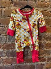 Load image into Gallery viewer, Christmas Pooh Bamboo Zip up