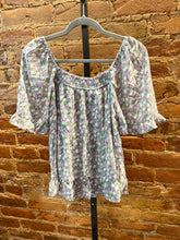 Load image into Gallery viewer, The Floral Grace Top