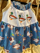 Load image into Gallery viewer, Duck Lovers Ruffle Set