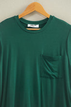 Load image into Gallery viewer, The Classic Pocket Top in Green