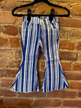 Load image into Gallery viewer, Vertical Bootcut Bottoms
