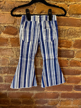 Load image into Gallery viewer, Vertical Bootcut Bottoms