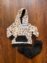Load image into Gallery viewer, Two Piece Leopard Sweat Set